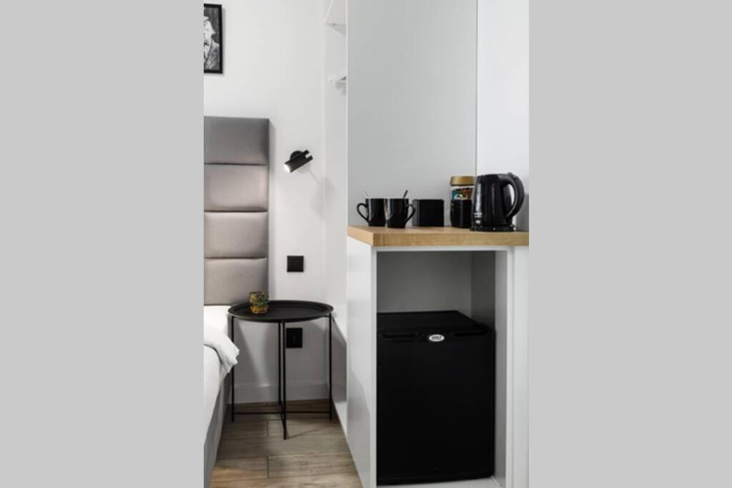 Househost Apartment: Miodowa 42/8A Street Krakow Luaran gambar