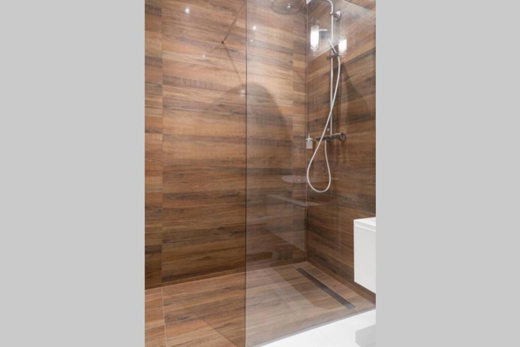 Househost Apartment: Miodowa 42/8A Street Krakow Luaran gambar